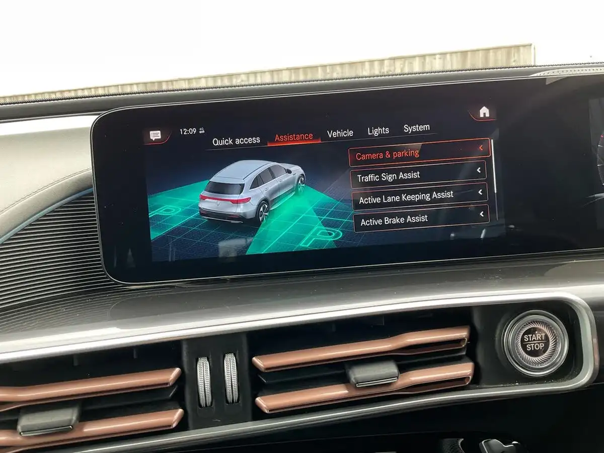 2022-mercedes-benz-eqc-e-eqc-400-amg-line-premium-plus-big-22
