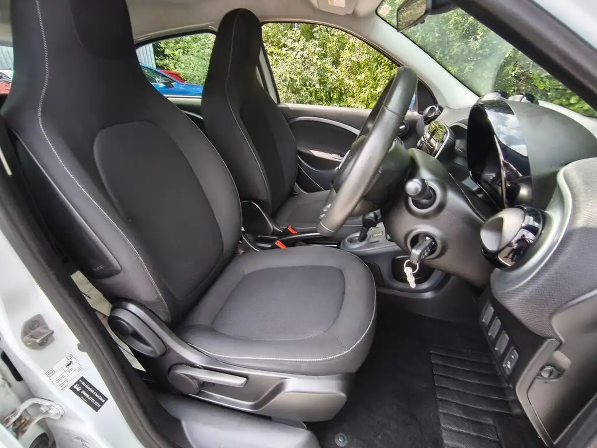 2016-smart-forfour-09-passion-ss-twinamic-big-12