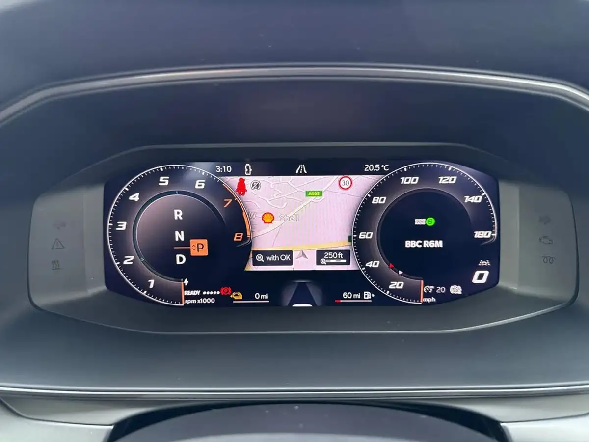 2024-cupra-formentor-15-e-hybrid-v3-big-25