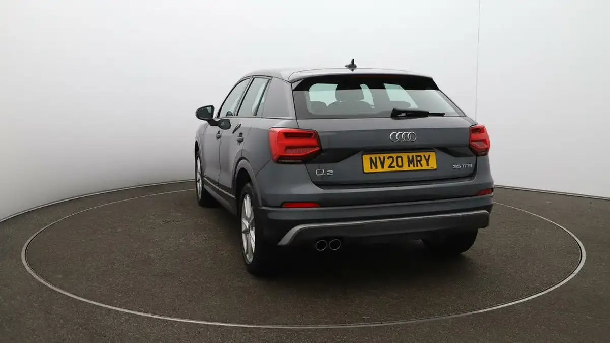 2020-audi-q2-15-35-tfsi-s-line-1495cc-tronic-big-60