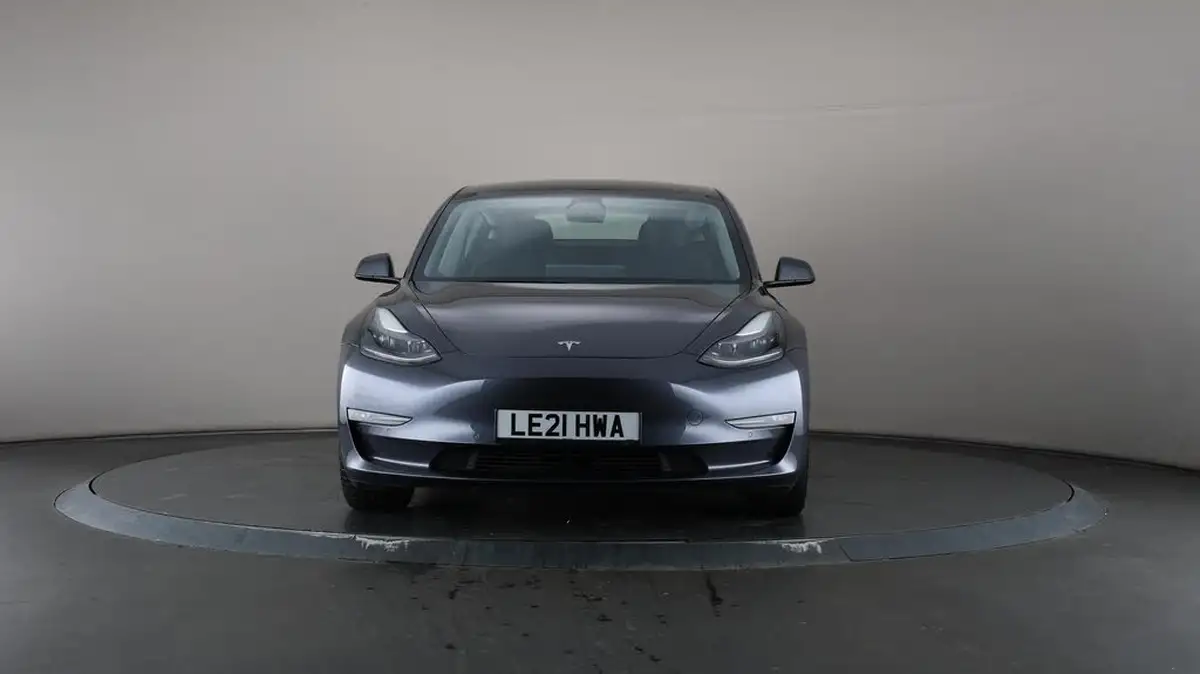 2021-tesla-model-3-e-long-range-4x4-big-41