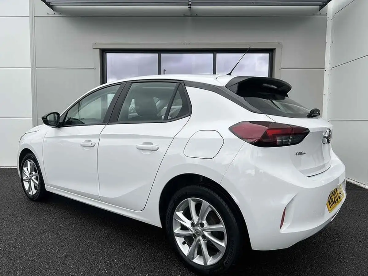 2020-vauxhall-corsa-12i-se-big-4