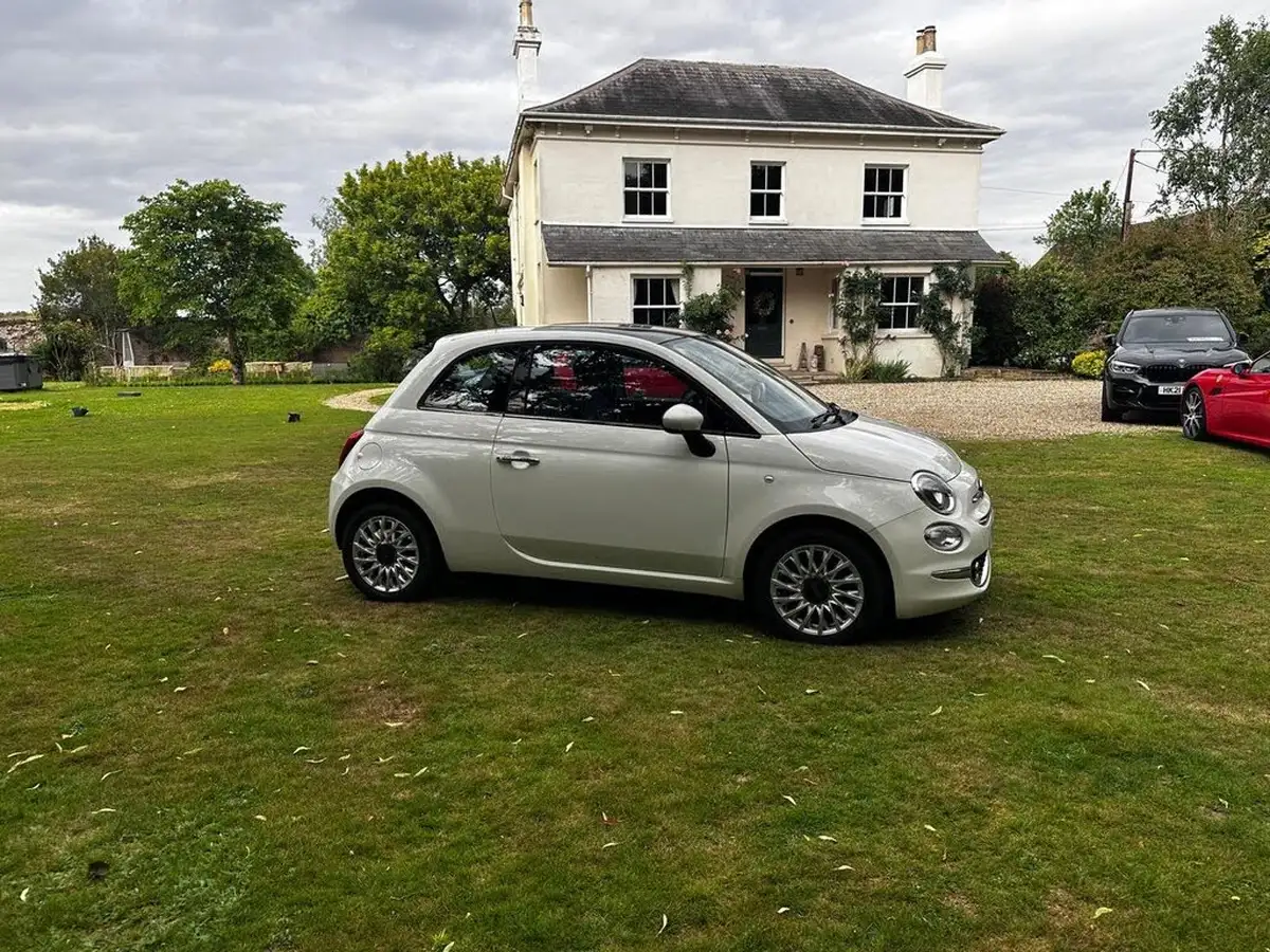 2016-fiat-500-12-lounge-big-10