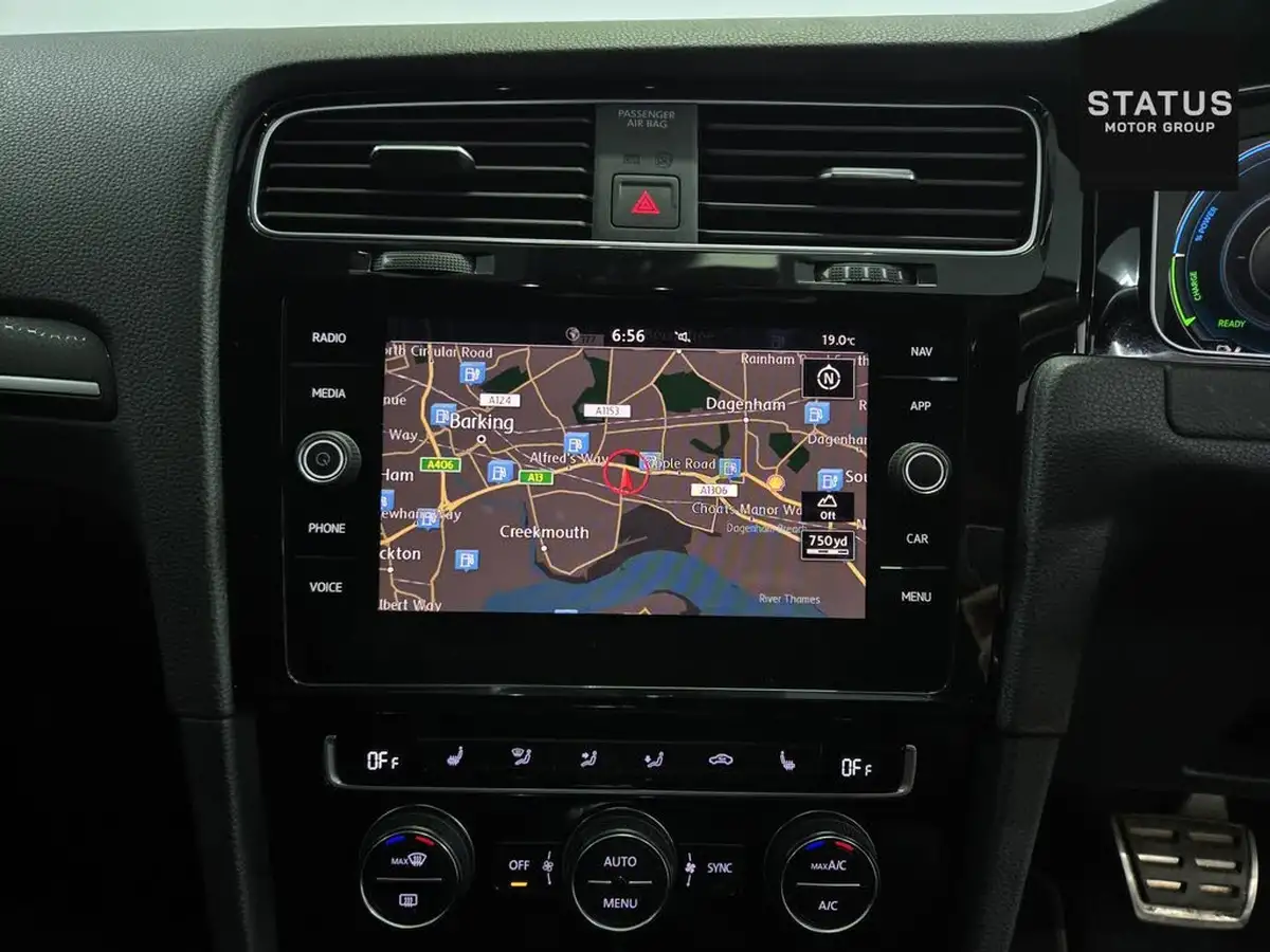 2020-volkswagen-golf-14-tsi-gte-advance-big-19