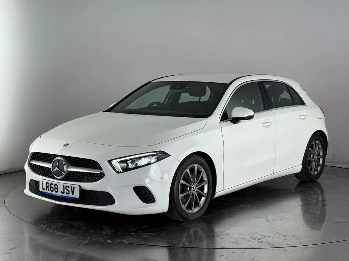 2018-mercedes-benz-a-class-15d-a180d-sport-116ps-executivess-hatchback-5d-7g-dct-big-2