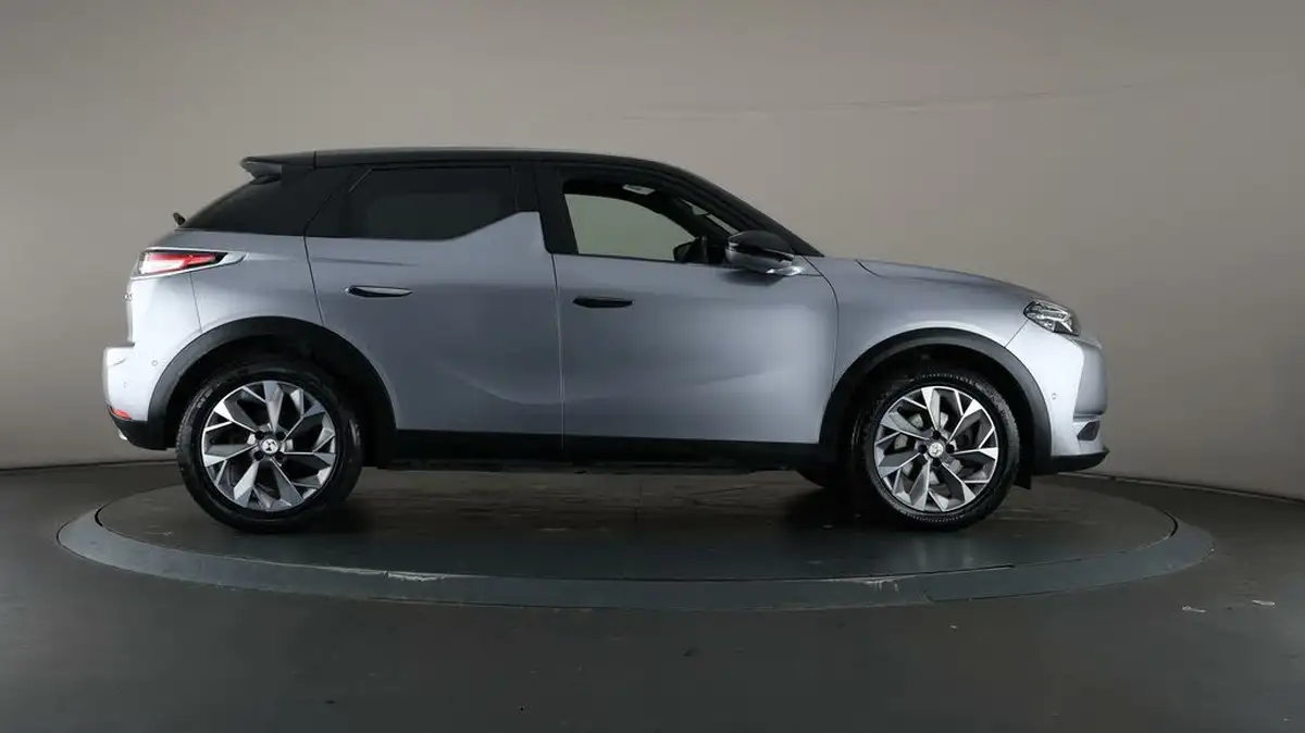 2020-ds-ds-3-crossback-e-tense-ultra-prestige-big-61