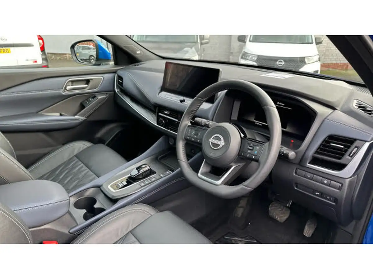 2024-nissan-qashqai-15-tekna-big-10