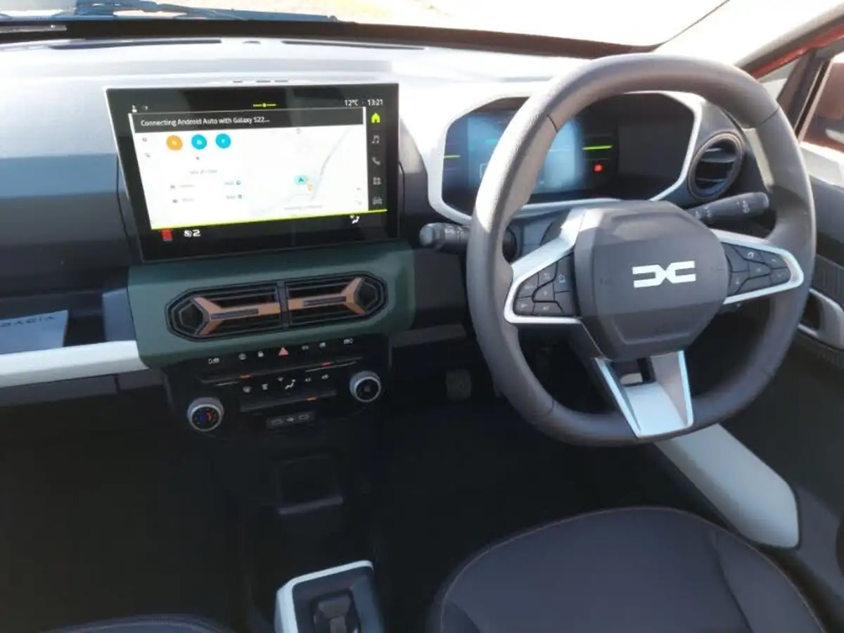 2024-dacia-spring-cargo-e-extreme-big-9