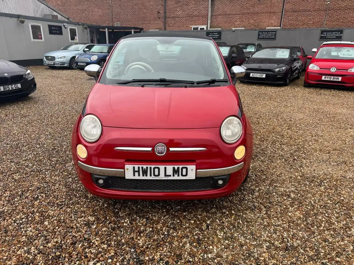 2010-fiat-500c-12-lounge-big-2