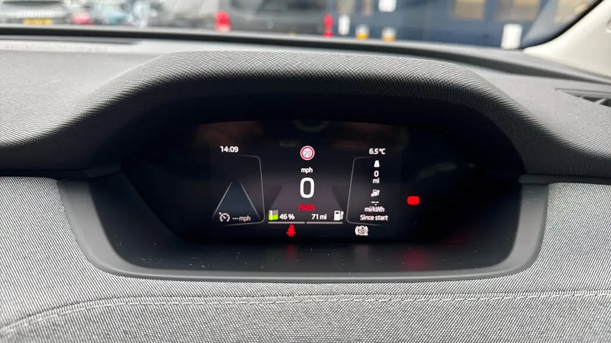 2022-skoda-enyaq-e-60-big-12