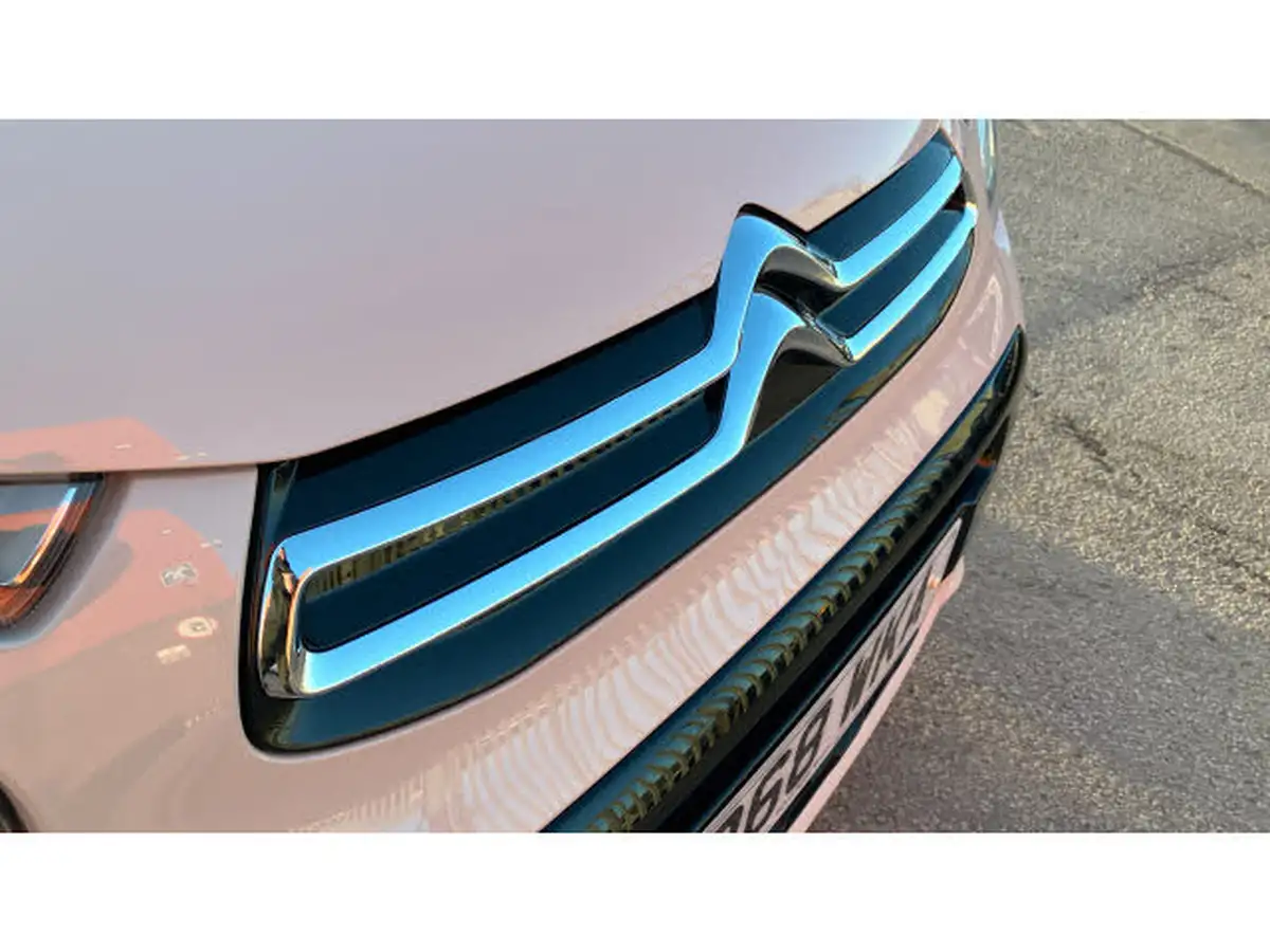 2019-citroen-c1-10-vti-elle-big-25