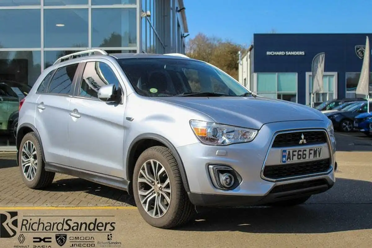 2016-mitsubishi-asx-16d-zc-m-big-0