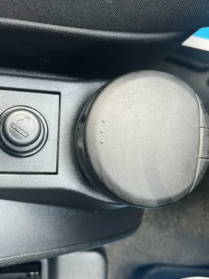 2009-mazda-mazda2-13-ts2-3d-big-33