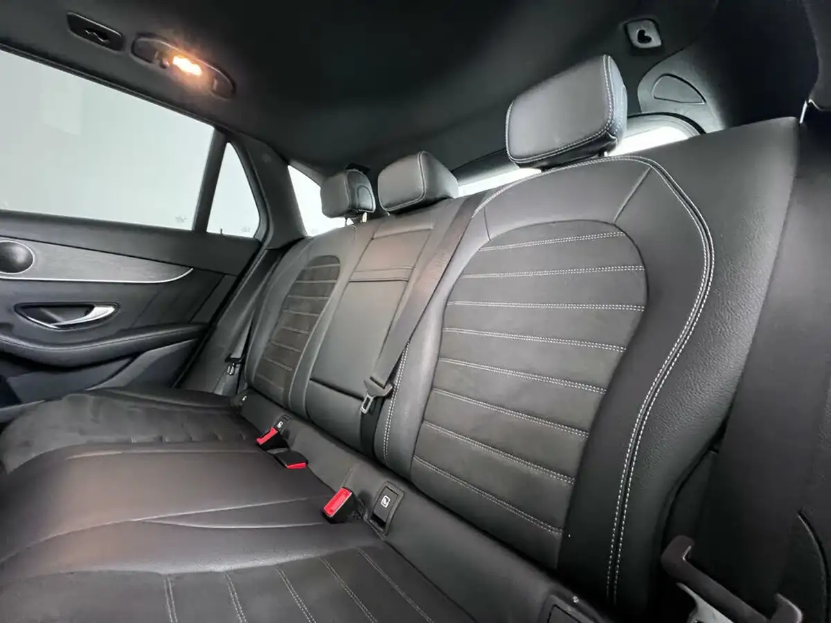 2019-mercedes-benz-glc-class-20d-glc220d-amg-line-station-wagon-5d-4matic-plus-big-16