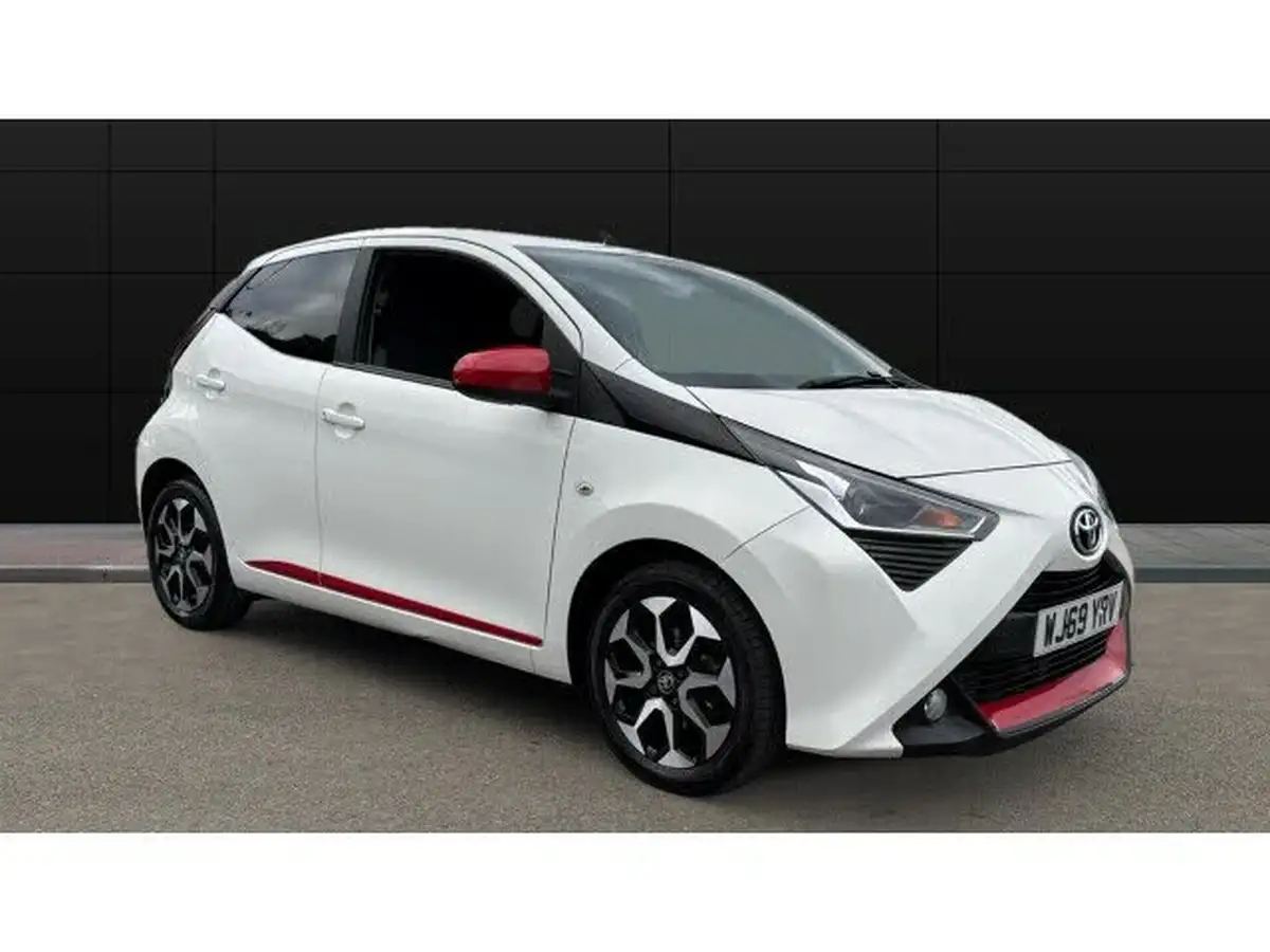 2019-toyota-aygo-10-vvt-i-x-trend-big-0
