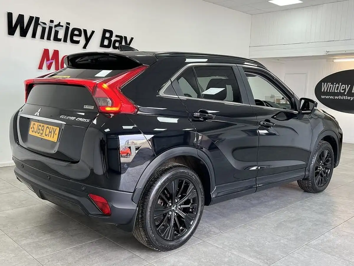 2019-mitsubishi-eclipse-cross-15-black-4wd-auto-big-2