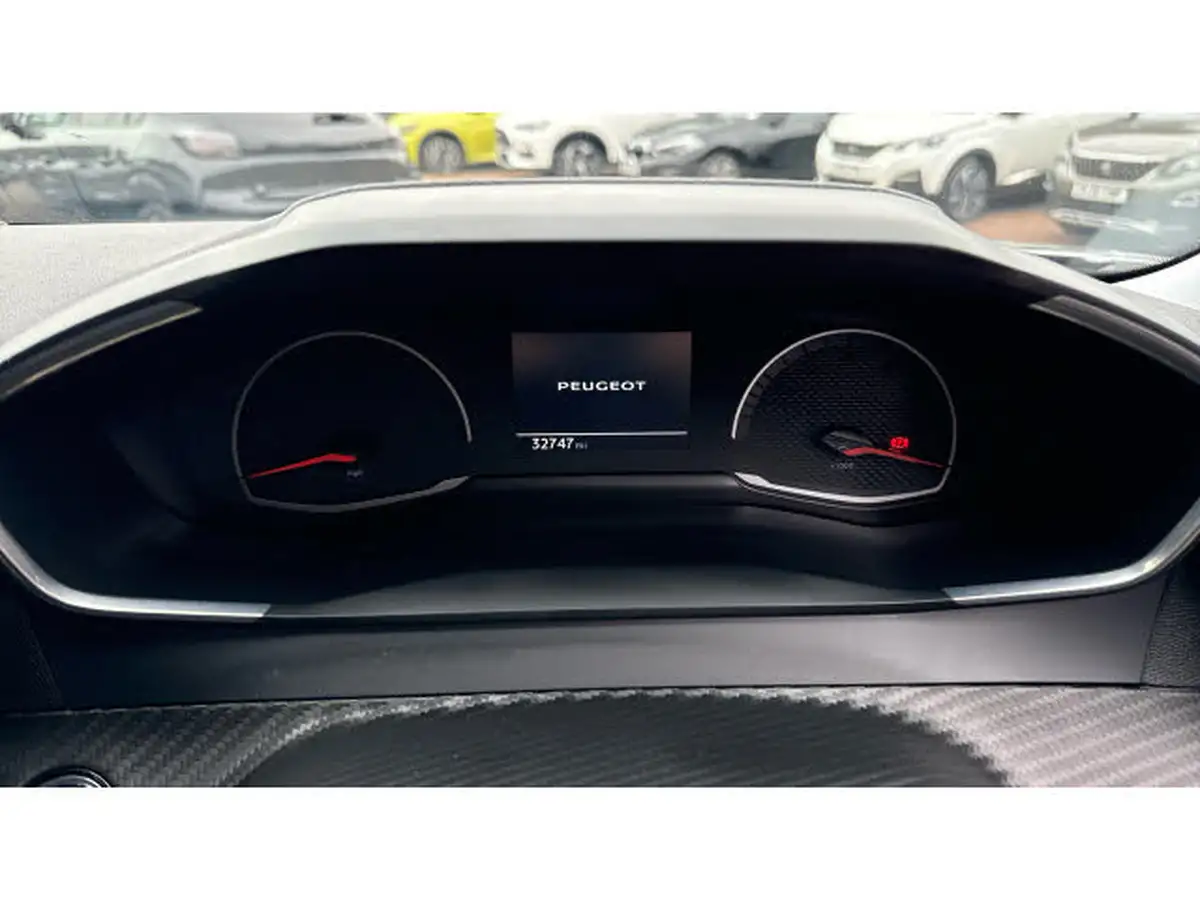 2021-peugeot-2008-suv-12-puretech-allure-130bhp-eat8-big-17