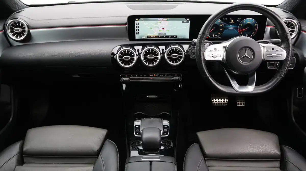2019-mercedes-benz-cla-20-cla-220-amg-line-premium-plus-coupe-4d-big-13