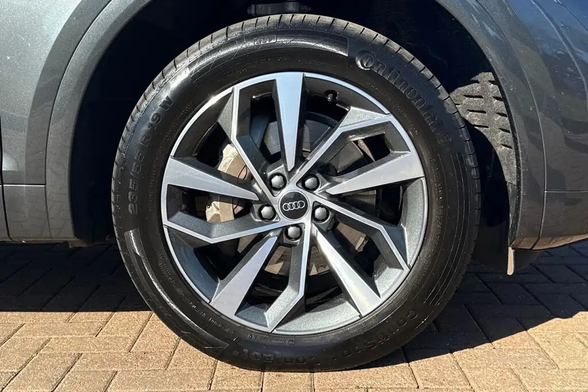 2023-audi-q5-20-45-tfsi-s-line-station-wagon-big-9