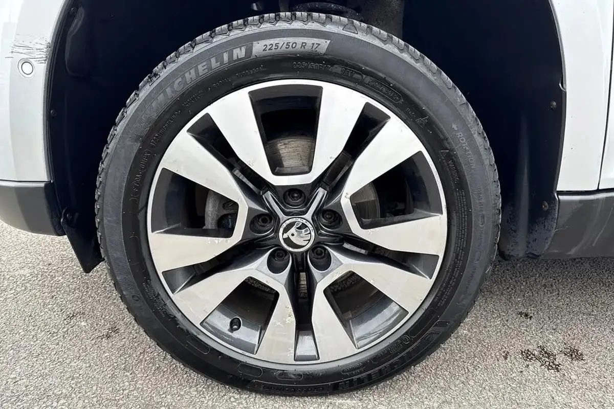 2016-skoda-yeti-outdoor-14-tsi-laurin-klement-big-10