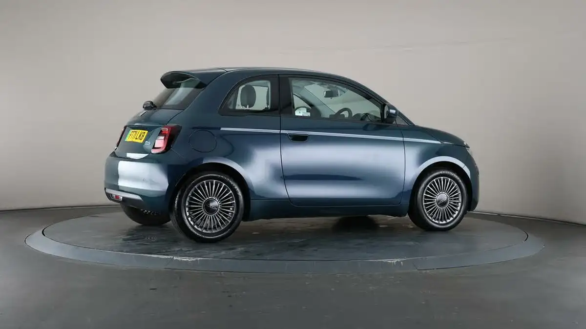2022-fiat-500-e-icon-117bhp-big-61
