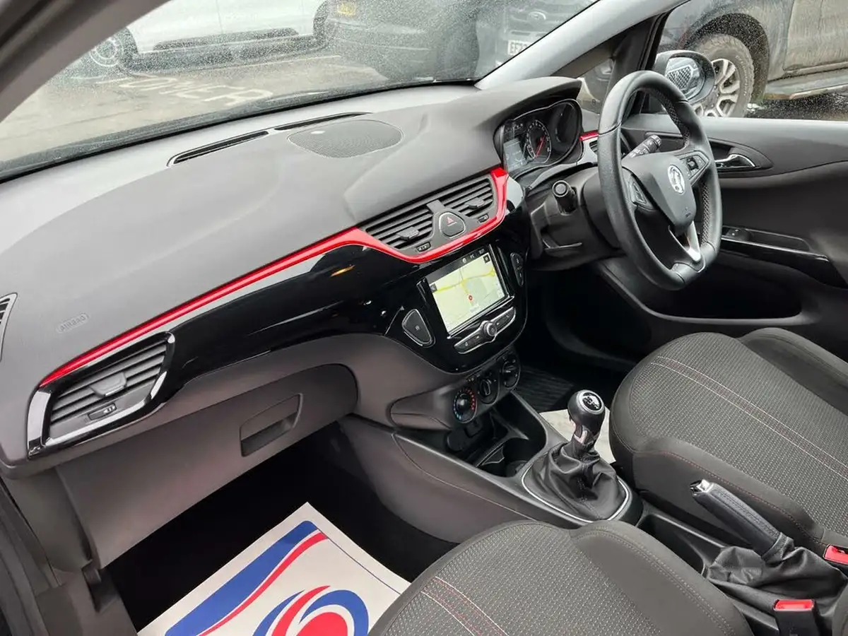 2019-vauxhall-corsa-14i-sri-vx-line-nav-black-90ps-5d-big-33