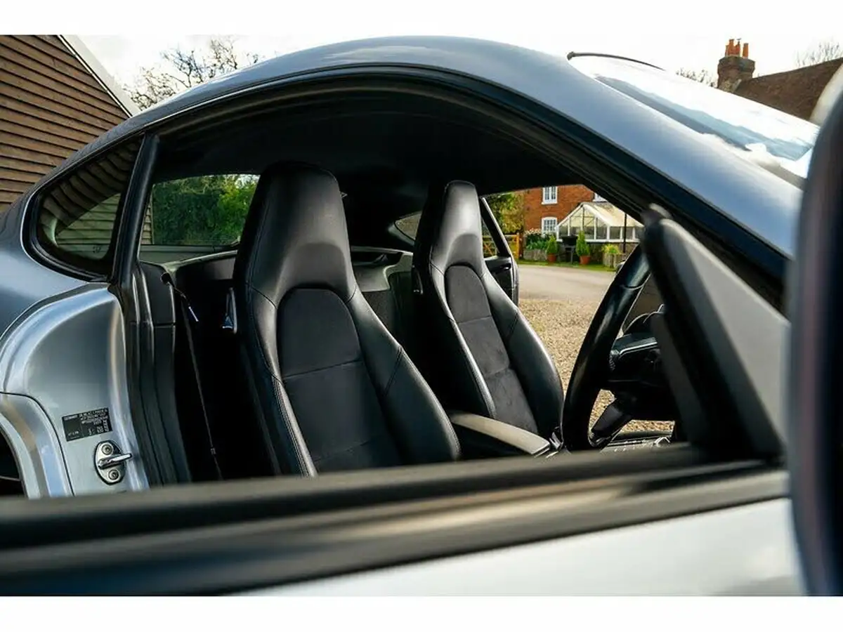 2016-porsche-cayman-718-20-big-7