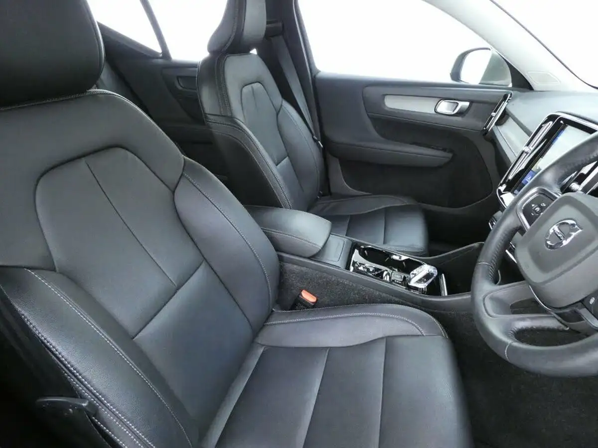 2020-volvo-xc40-15-t3-inscription-geartronic-big-8
