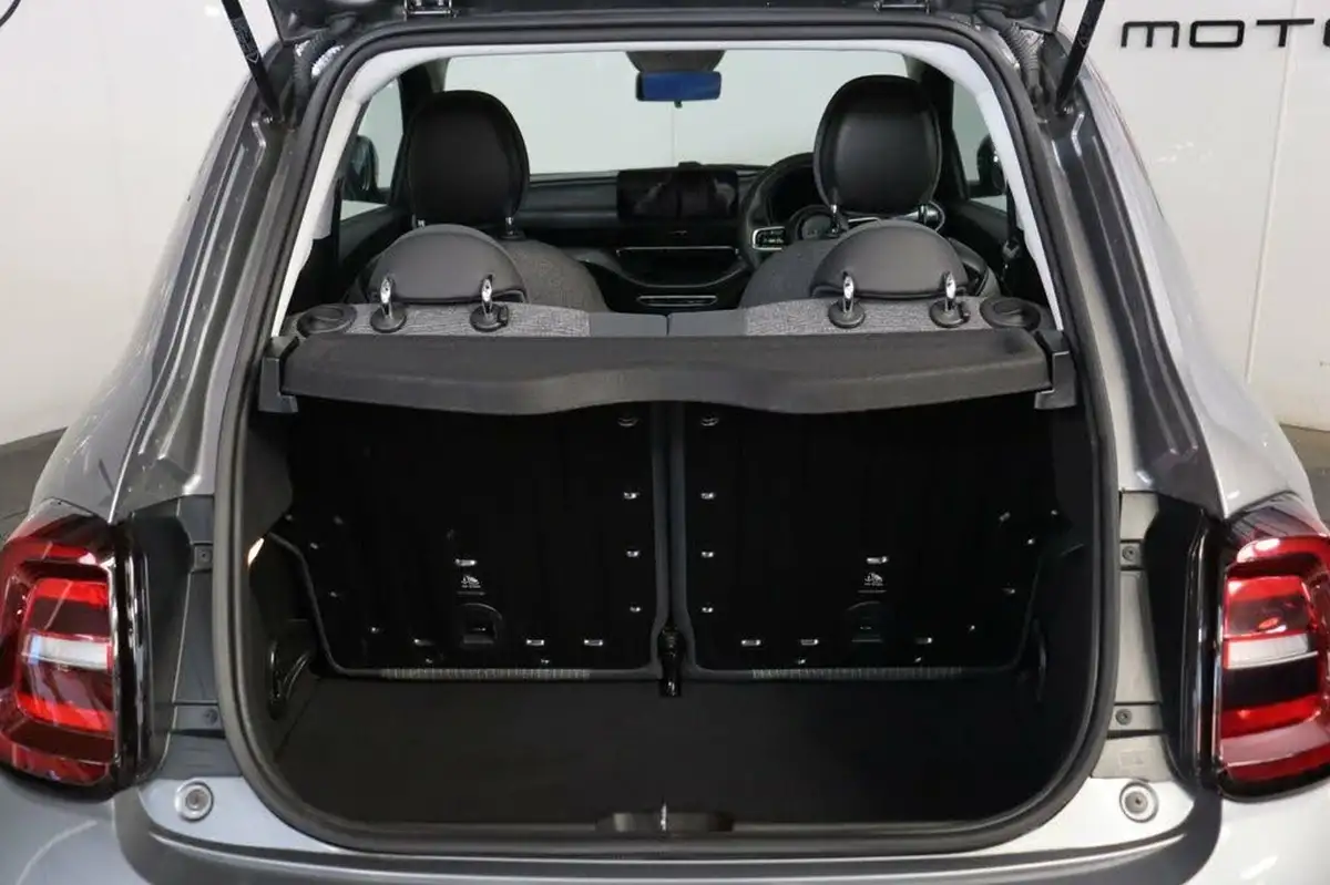 2021-fiat-500-e-icon-big-20