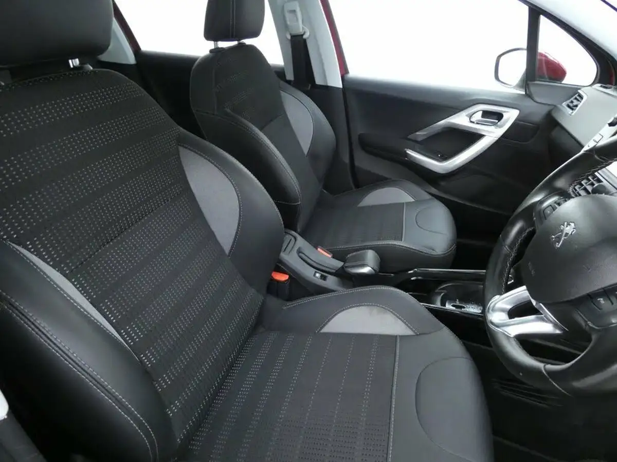 2019-peugeot-2008-suv-12-puretech-allure-premium-130bhp-big-8