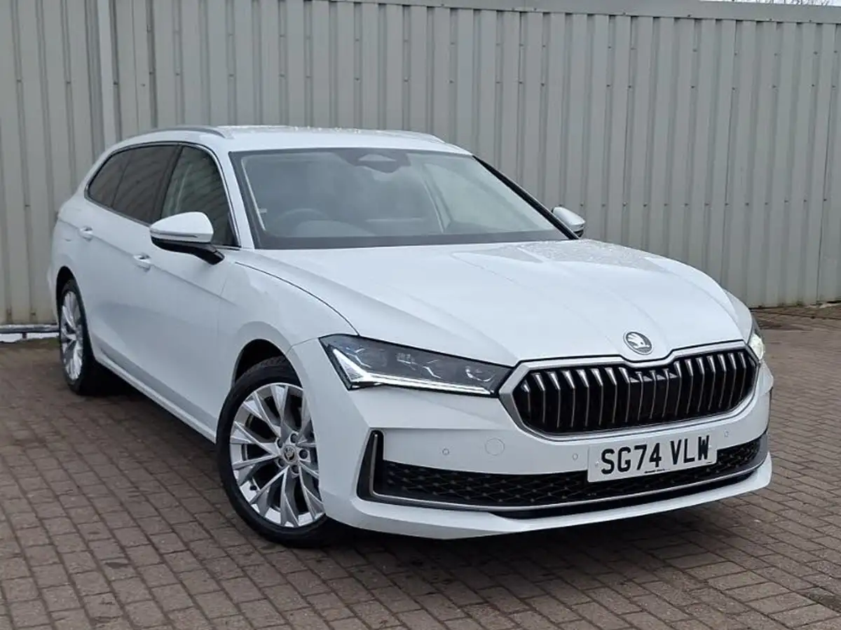 2024-skoda-superb-20tdi-se-l-150ps-scr-estate-dsg-big-0