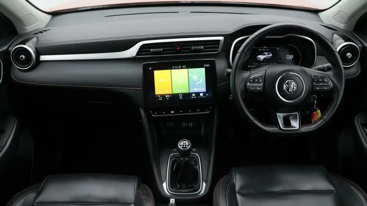 2022-mg-zs-suv-15-vti-tech-exclusive-big-13
