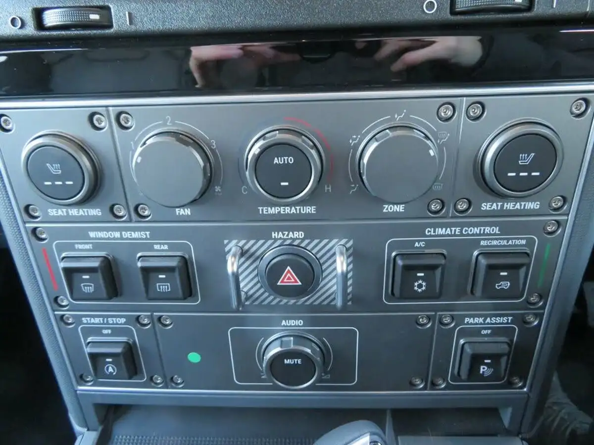 2024-ineos-grenadier-30-286pseu6d2-seat-commercial-panel-van-big-5