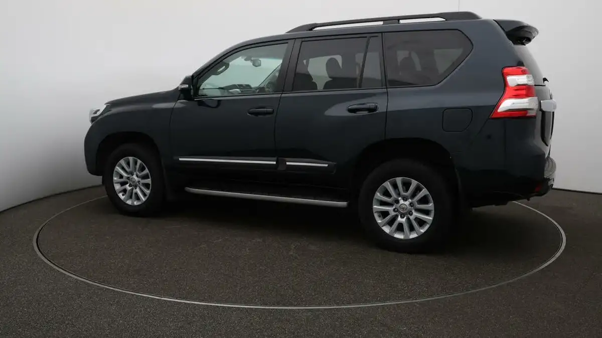 2017-toyota-land-cruiser-28d-4d-invincible-7st-big-42