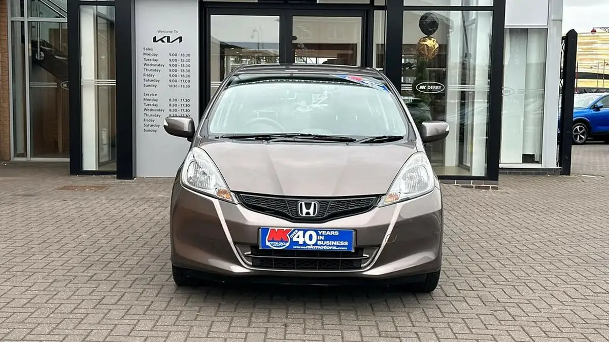 2012-honda-jazz-14-es-big-2