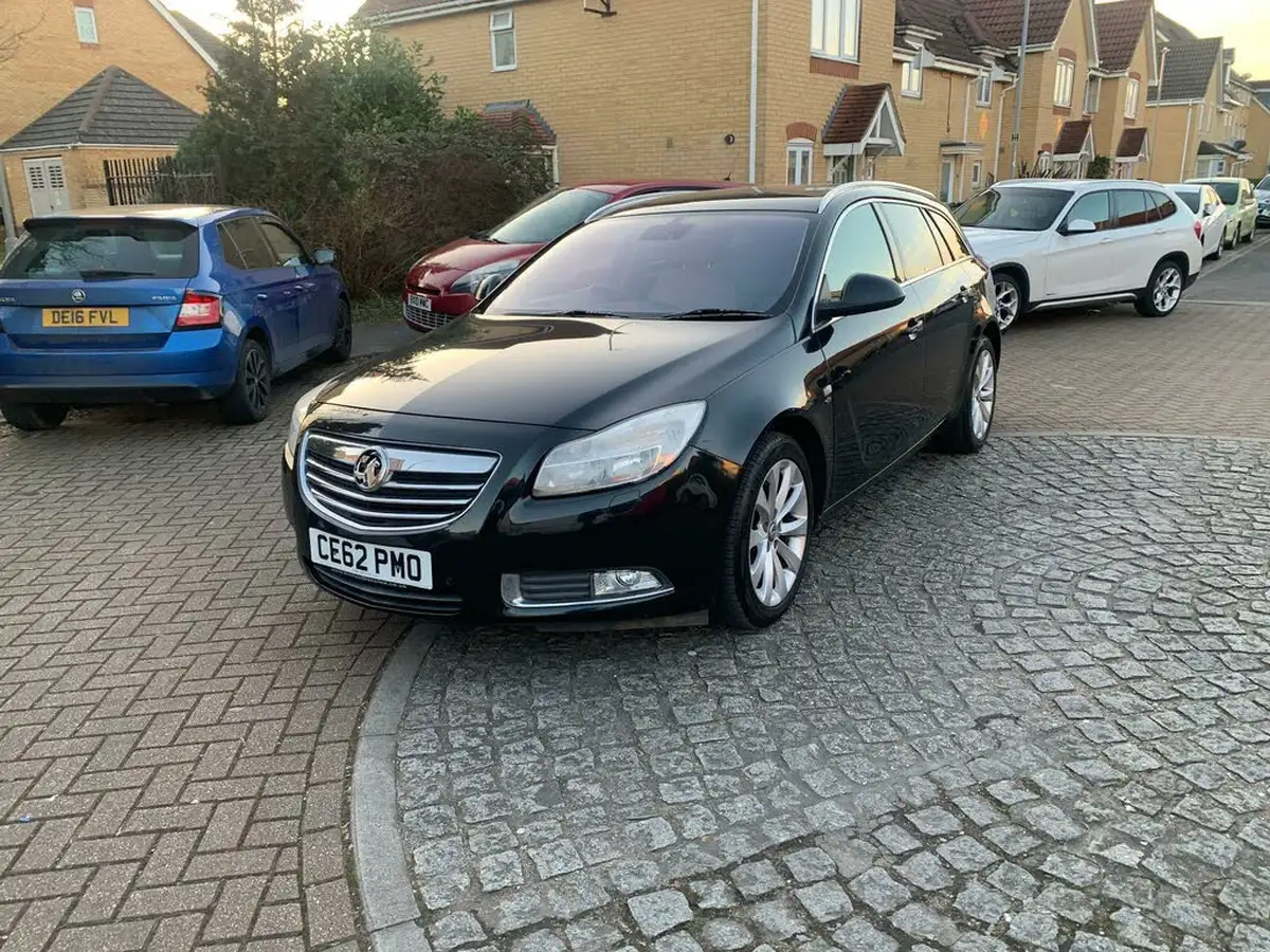 2012-vauxhall-insignia-20cdti-elite-estate-5d-big-20