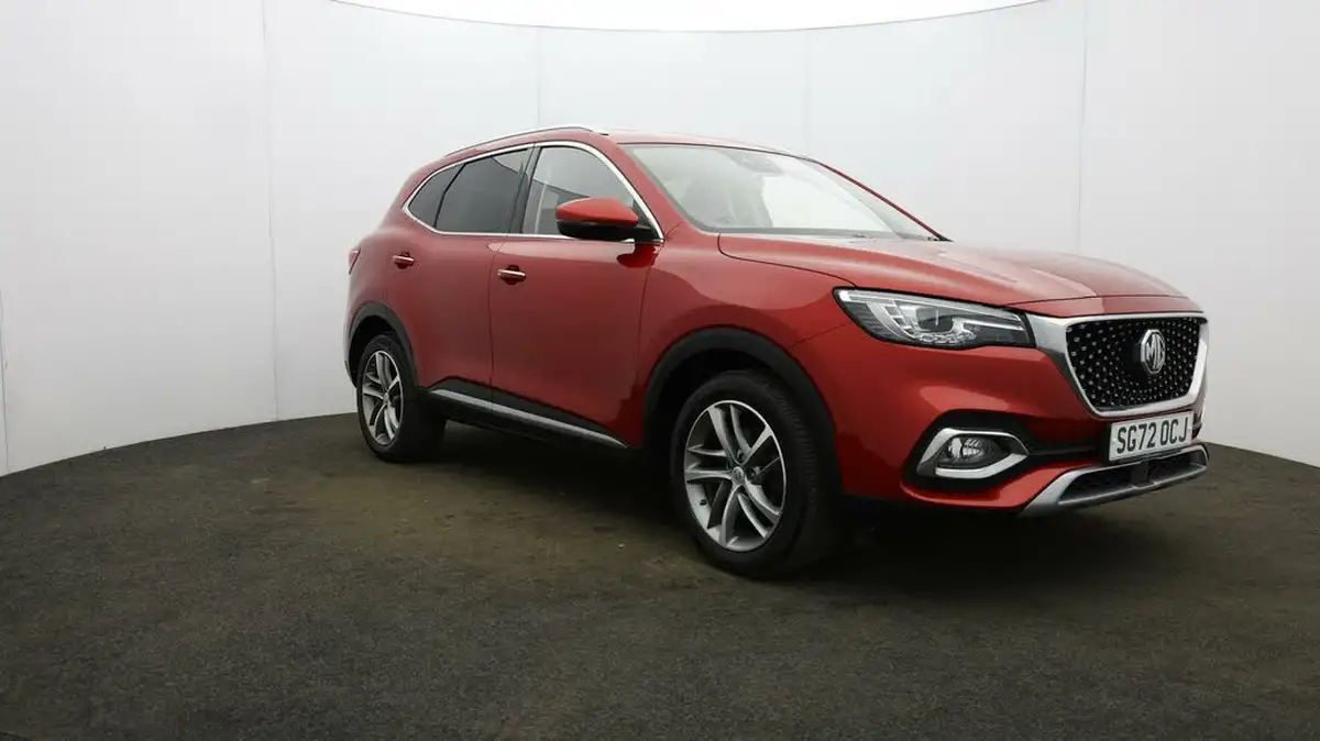 2022-mg-hs-15t-gdi-exclusive-162ps-big-0