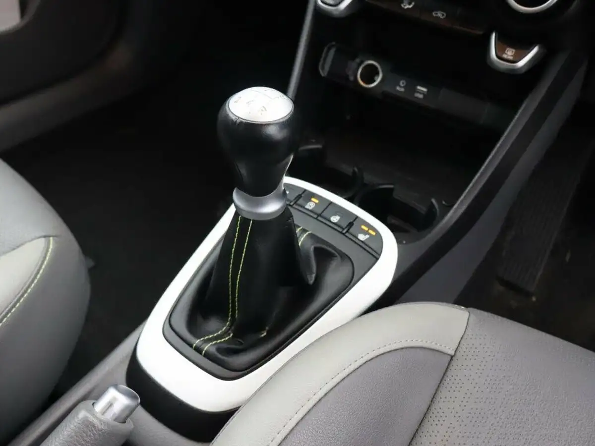 2019-kia-picanto-125-x-line-s-big-18