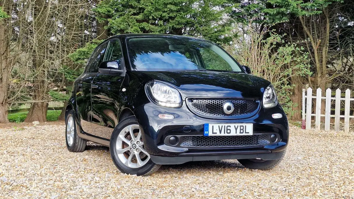 2016-smart-forfour-10-passion-70bhp-premiumss-twinamic-big-23