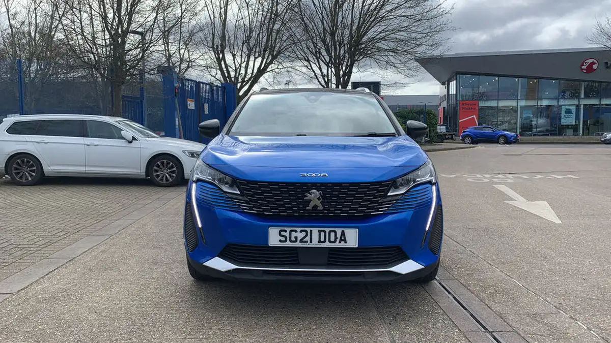 2021-peugeot-3008-suv-12-puretech-allure-premium-eat8-big-7