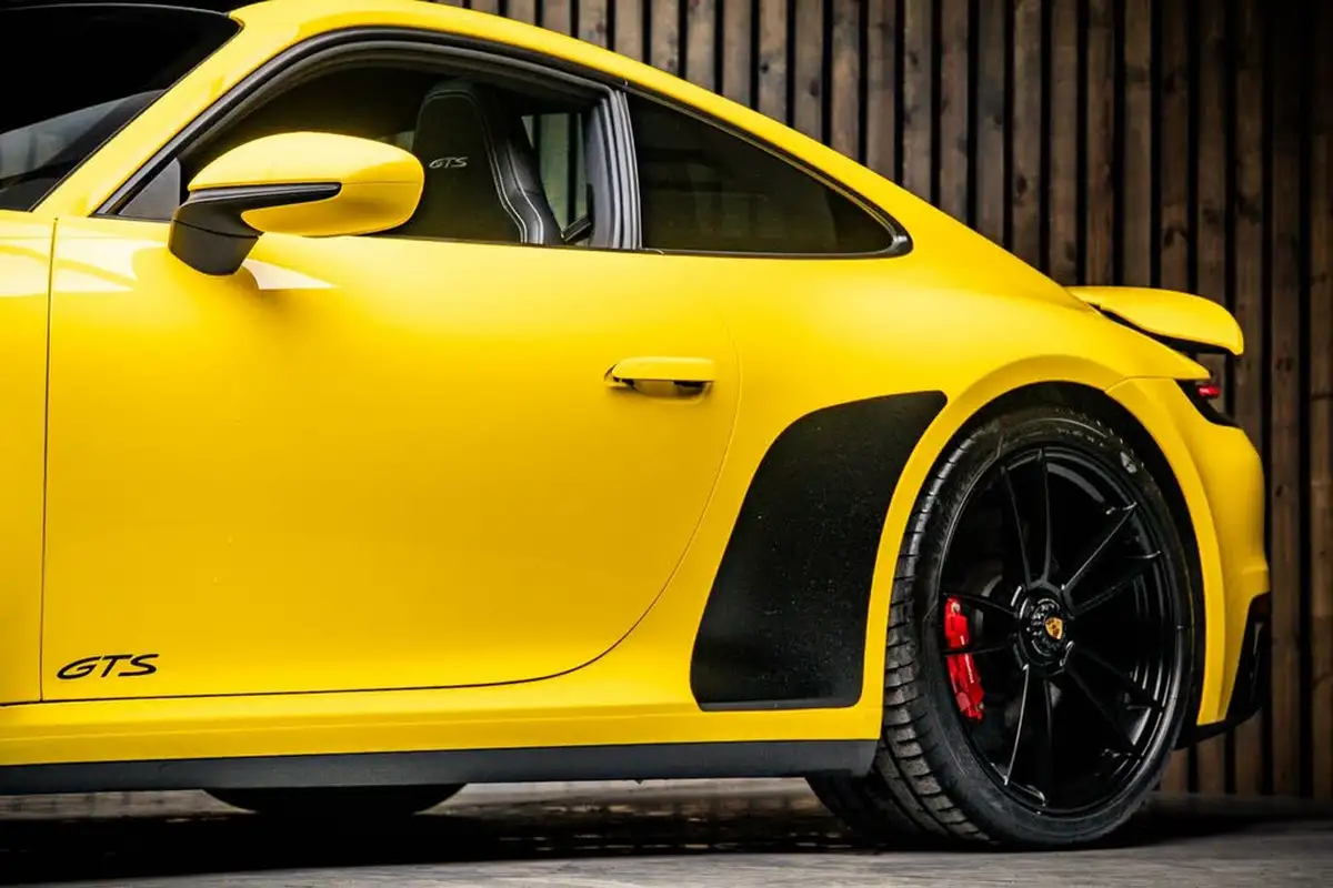 2021-porsche-911-30-carrera-4-gts-480ps-coupe-big-15