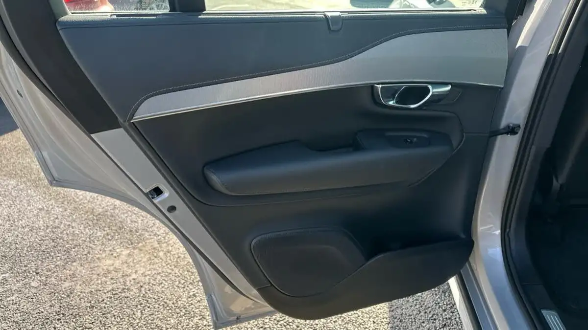 2024-volvo-xc90-20-b5-plus-big-28