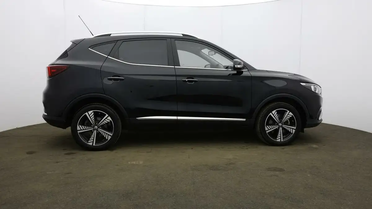 2021-mg-zs-suv-e-exclusive-ev-big-45