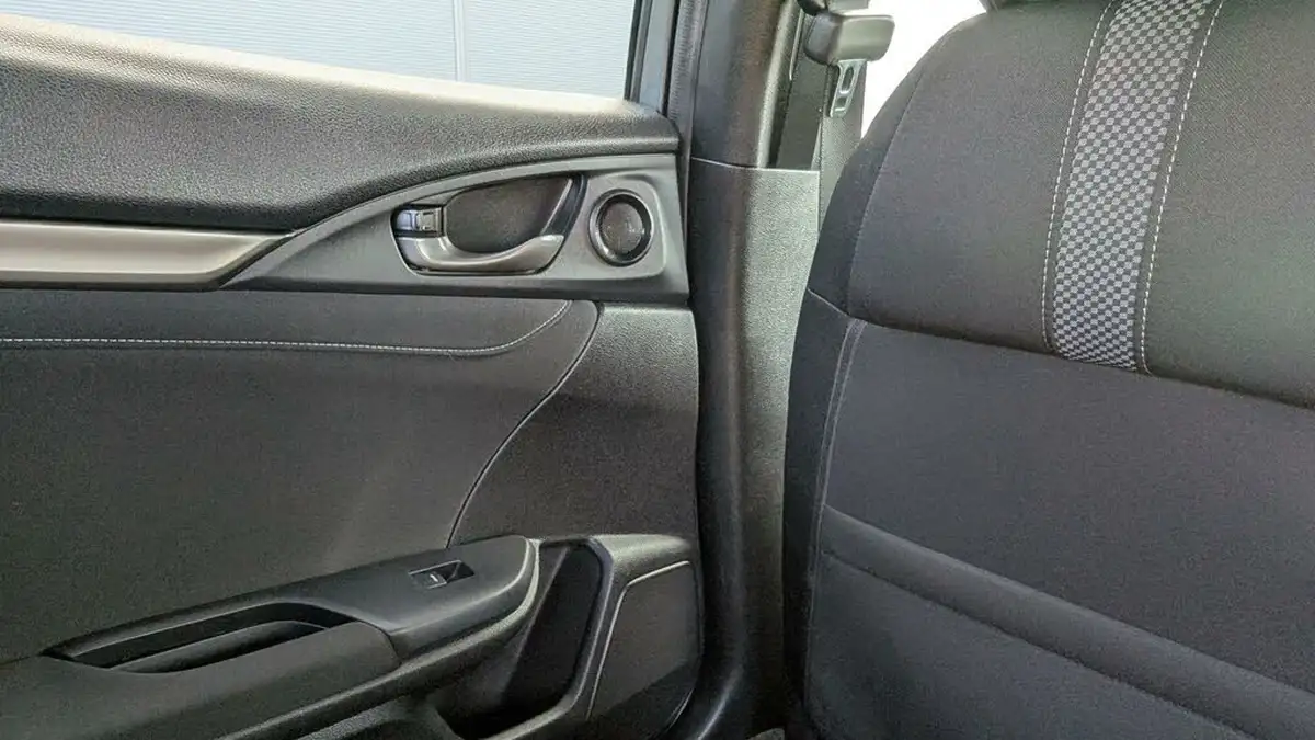 2021-honda-civic-10-vtec-turbo-sr-hatchback-5d-big-70