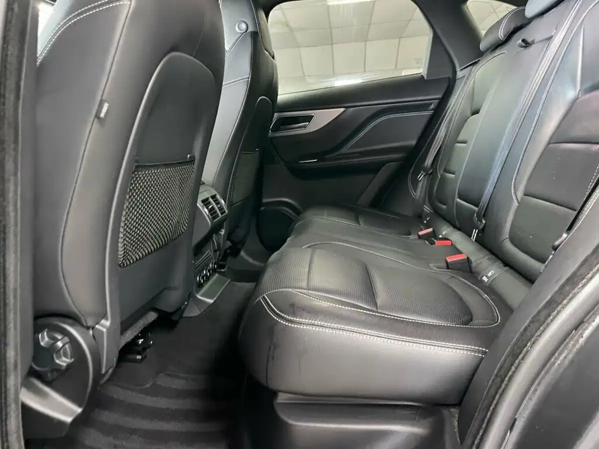2019-jaguar-f-pace-20-i4d-r-sport-180ps-awd-auto-big-28