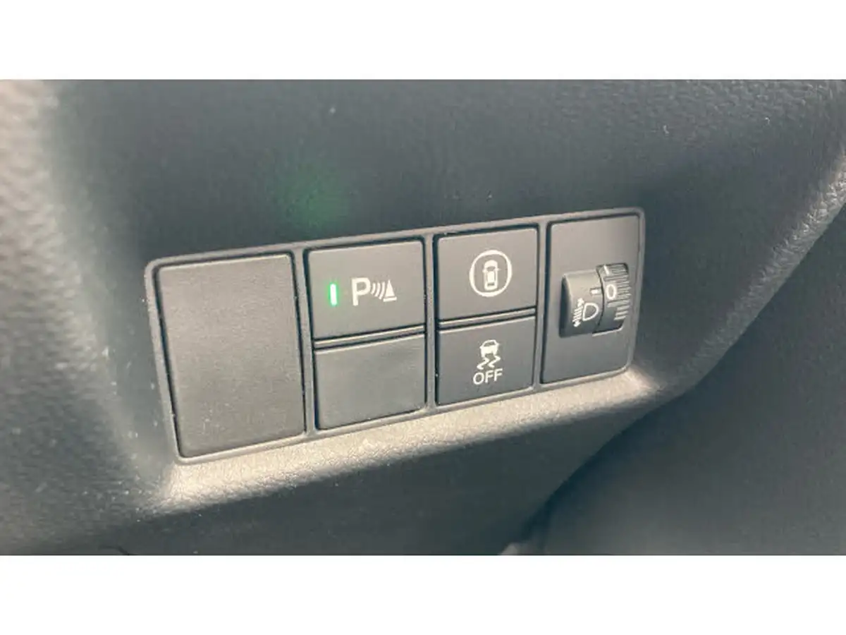 2020-honda-jazz-15-i-mmd-ex-big-13