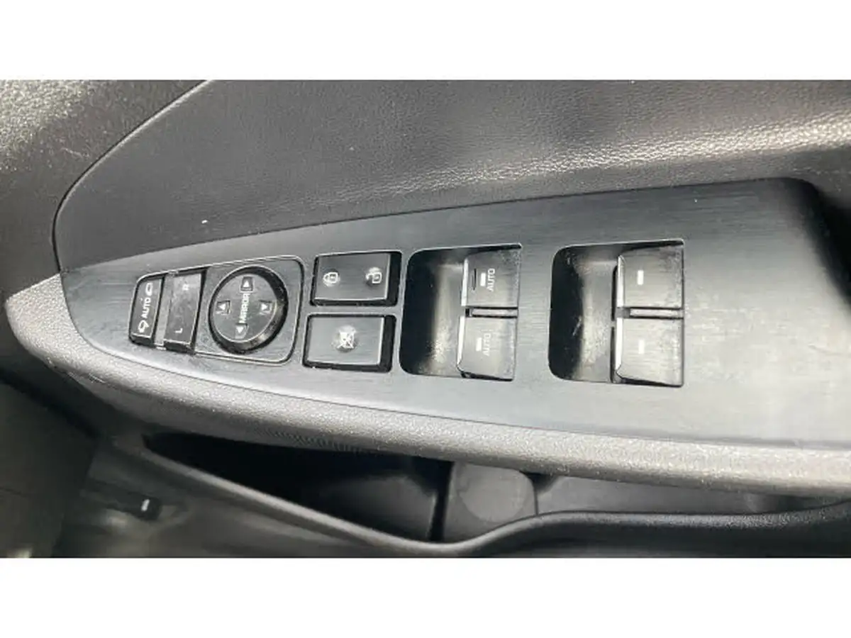 2019-hyundai-tucson-16-gdi-se-nav-big-19