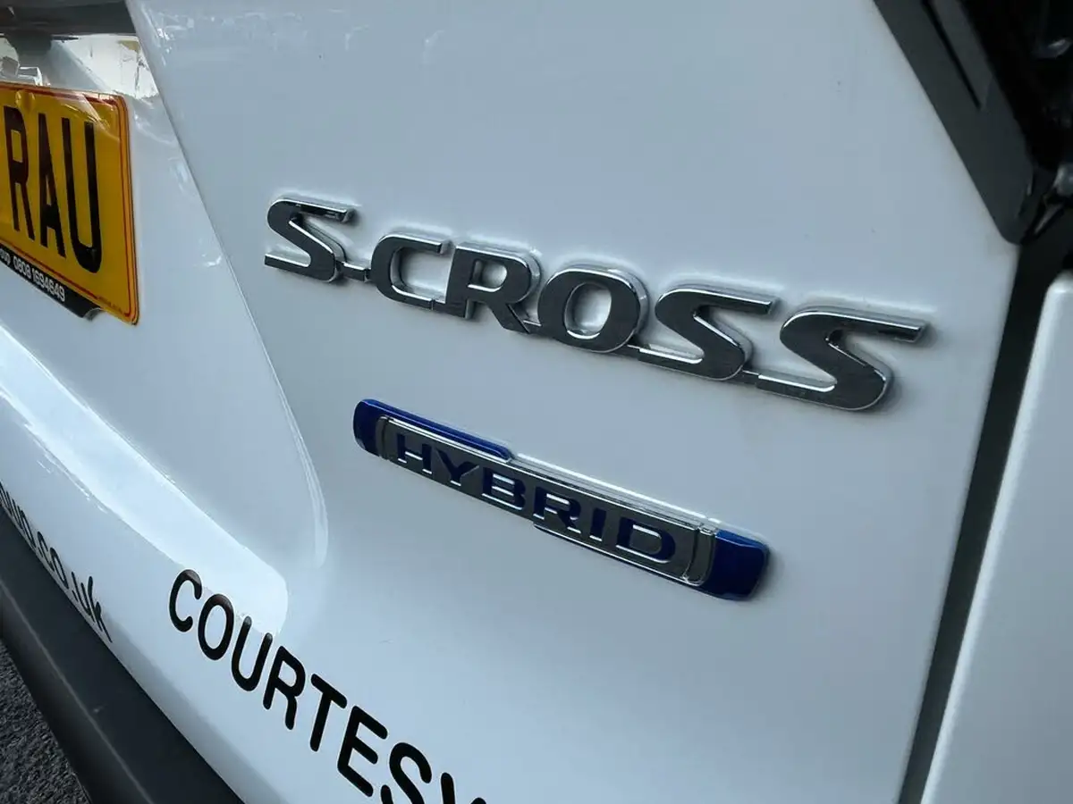 2024-suzuki-s-cross-14-boosterjet-ultra-big-9