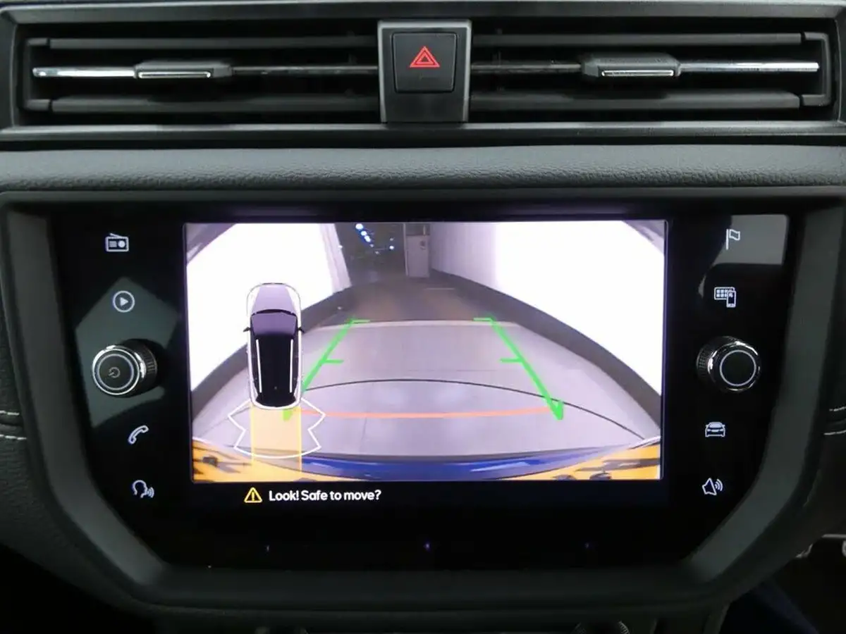 2021-seat-arona-10-tsi-xcellence-lux-110ps-big-11