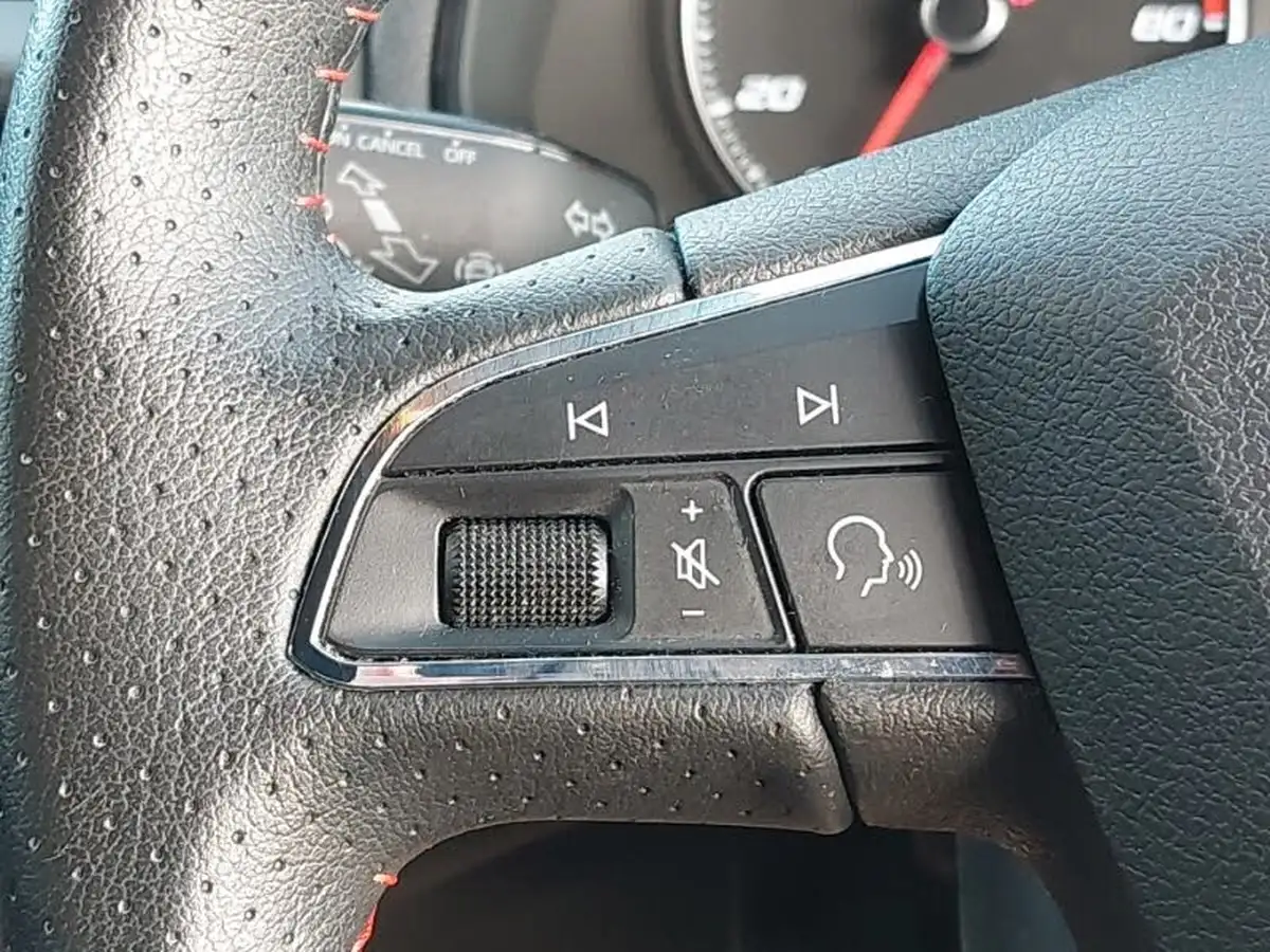 2021-seat-arona-10-tsi-fr-110ps-big-16